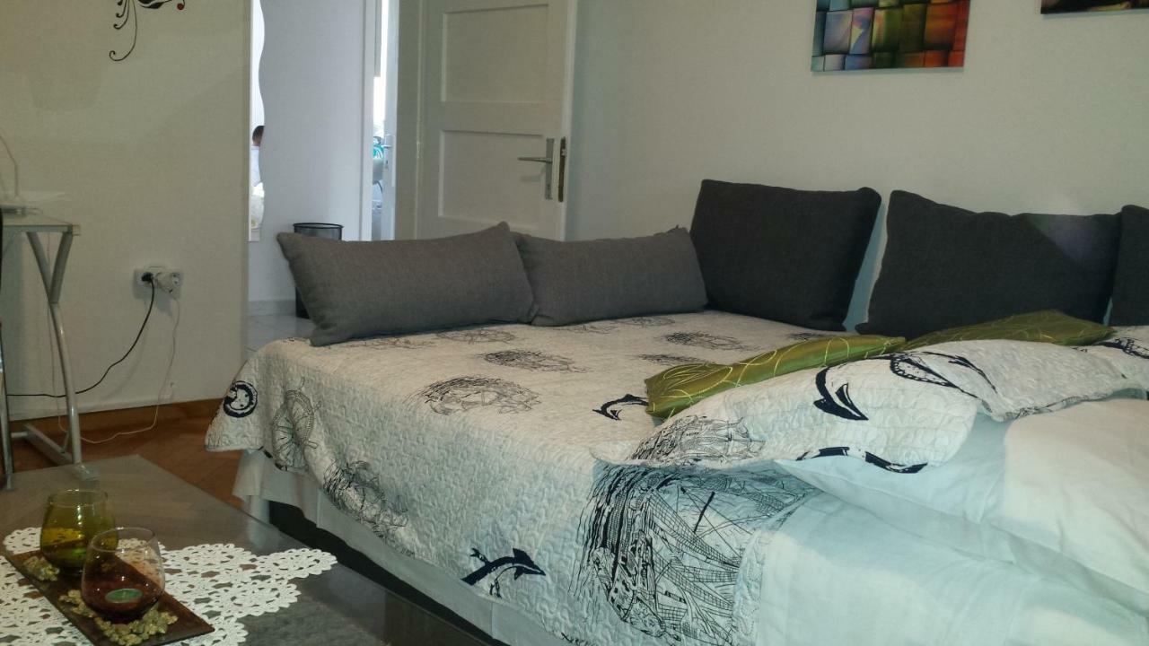 Apartment "Patricia" Сплит Екстериор снимка